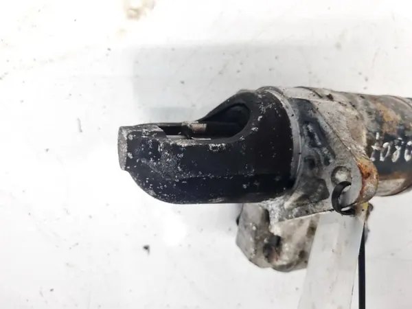 Motor de arranque Subaru Legacy 2003 2.0L 23300AA450 image 2