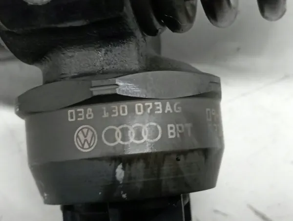 Ruitenwisserspomp OEM 038130073AG voor Skoda Octavia II 1.9 TDI image 3