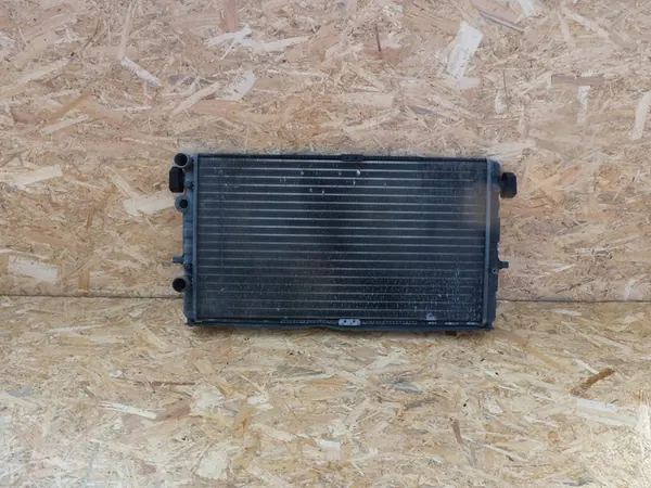 Radiador de Motor Nissens Seat Ibiza II FL 99-02 image 2