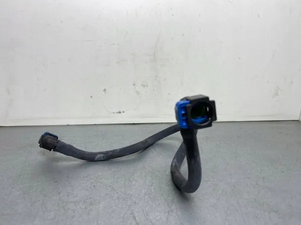 Subaru Kraftstoffleitung OEM FBZ16912 - Gebraucht image 3