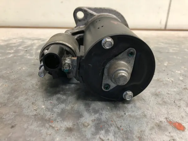 Motor de arranque F43153009 para VW Crafter II 7C - Usado image 4