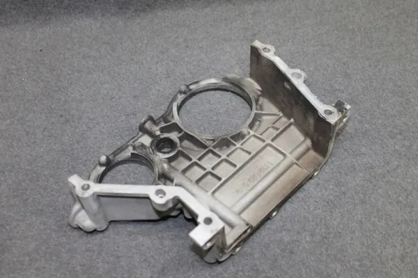 Couvercle de distribution BMW S62B50 OEM 1407320 - Occasion image 3