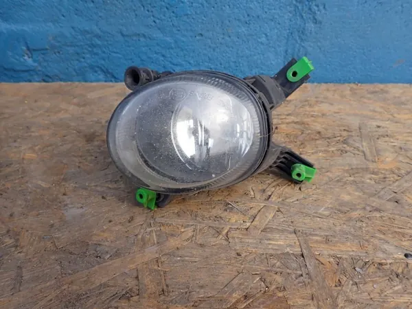 Parachoques Audi A4 B7 Halógeno OEM 89210614 Delantero Derecho image 2