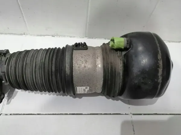 Begagnad BMW OE Fram Höger Luftfjädring Stötdämpare image 3