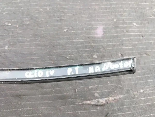 Kaavinauha Oikea Taka Renault Clio IV 12- OEM image 4