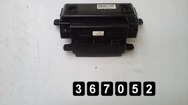 Kia Ceed Näyttöruutu OEM 957101H300 Käytetty image 4
