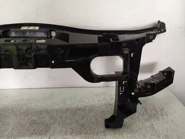 Front Reinforcement Mercedes Sprinter W907 W910 OEM A9108800500 image 4