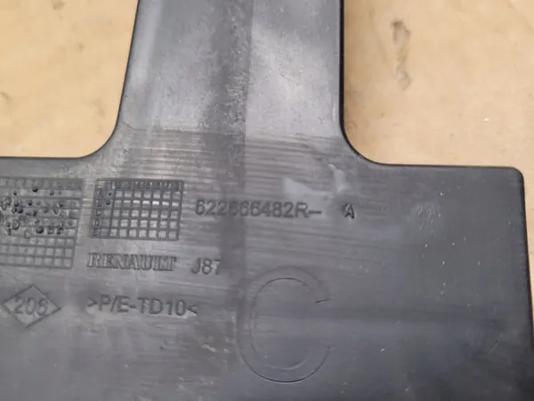 Support de Pare-chocs Avant Droit Renault Captur OEM 628108533R image 4