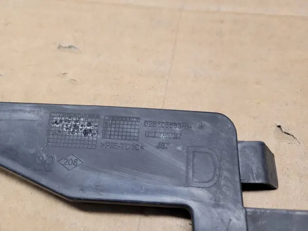 Support de Pare-chocs Avant Droit Renault Captur OEM 628108533R image 5