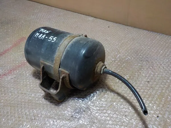 MAN Lufttank 40L OEM 81514010241 - 310x605mm image 3