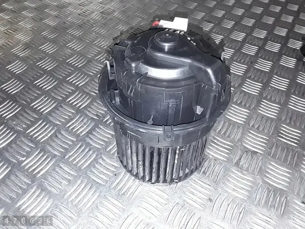 Nissan Leaf verwarmingsblazermotor OEM T1033023H image 2