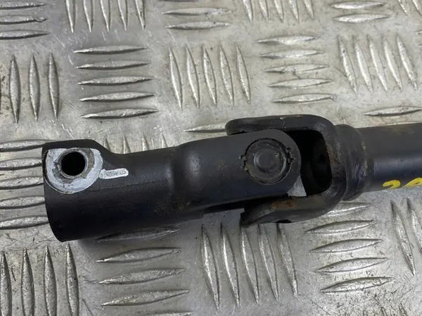 2019 SsangYong Rexton Driveshaft image 4