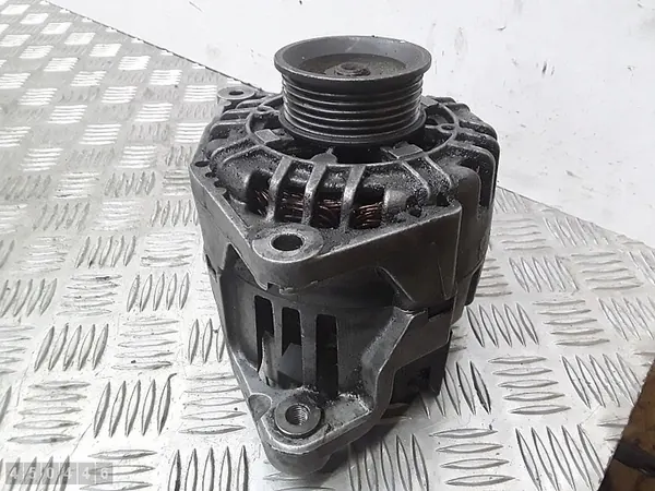 Audi A4 Vaihtovirtageneraattori 2003 2500tdi image 2