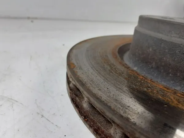 Tesla OEM RZV53457 Vorderer Bremsscheibe - Gebraucht image 4