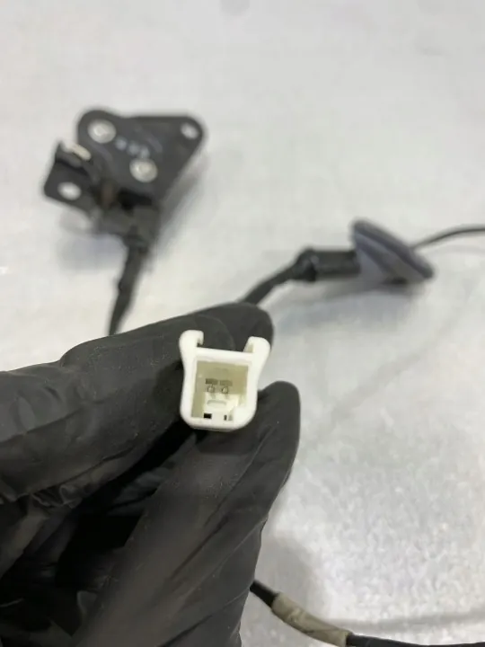 Heckklappengriff Honda CR-V OEM FBZ20945 - Gebraucht image 3