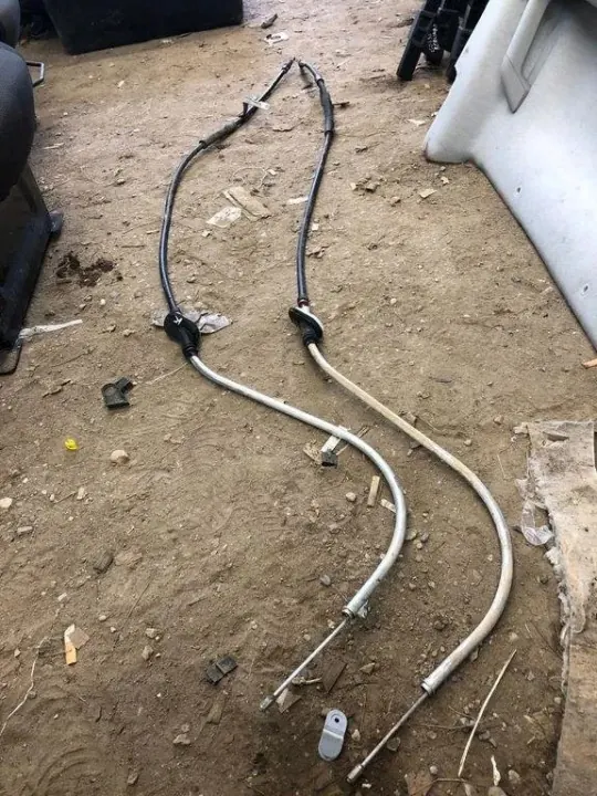 Käsisijarrun kaapeli OEM 9813924080 Citroën Berlingolle image 3