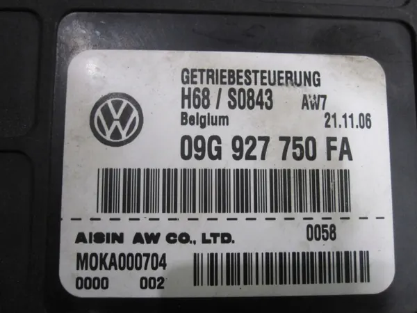ECU caja VW Golf V 1.6 FSI 09G927750FA image 7