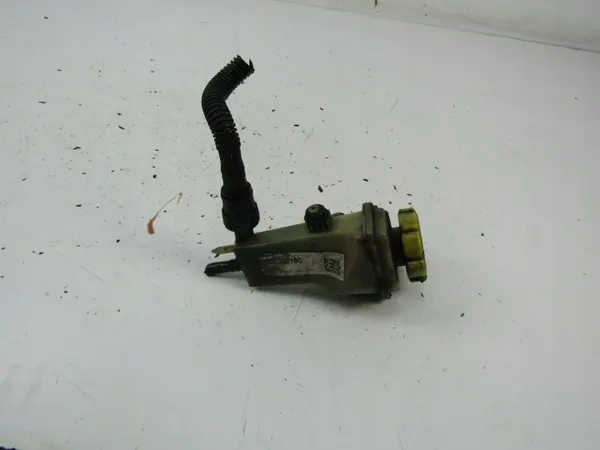 Réservoir direction assistée Ford OE 2S6C3531BC image 3