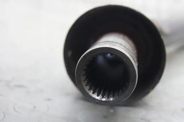 Framdrivningsaxel 2.5 D L200 IV image 6