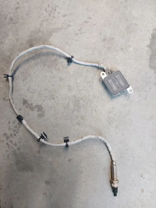 Sonda Lambda NOx OEM 227900016R para Renault Megane IV image 2