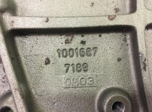 OEM 8192590 Volvo Moottorin Etukansi - Käytetty image 4