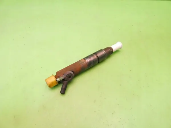 Iniettore 074130201J 0432193663 VW LT II LT46 2.5 TDI image 3