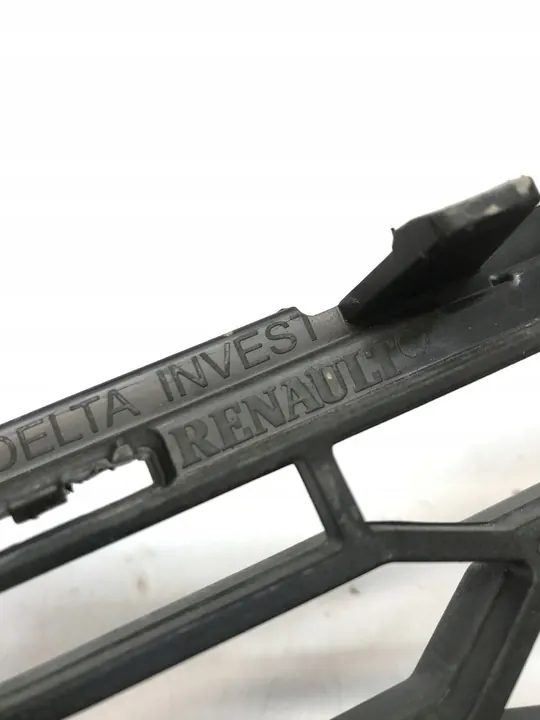 Griglia Anteriore Dacia Logan Sandero 21 OEM 622546060R image 8