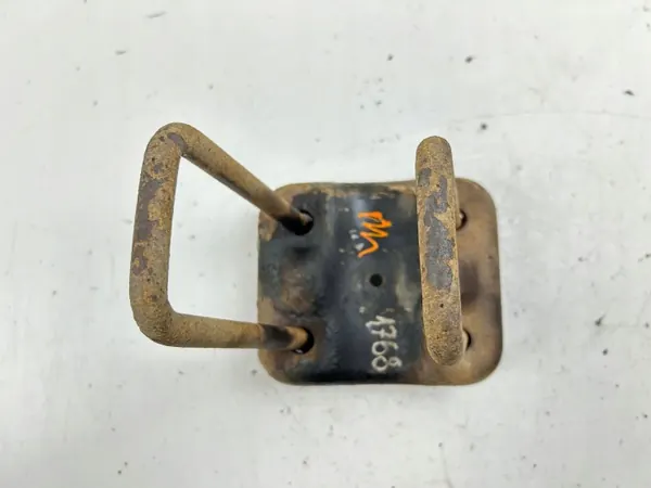 Toyota Hilux Bakfjädring OEM MAM84409 - Begagnad image 6