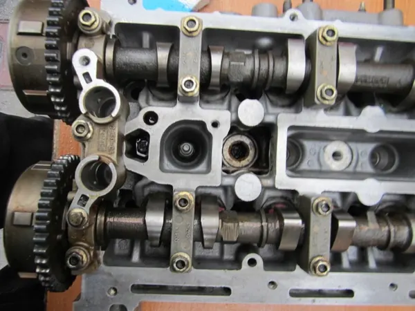 Kamaxlar OEM RFCJ5E6090FB för Ford 2.0 EcoBoost image 3