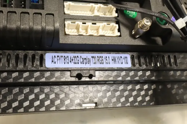 Radio OEM ACFYT8134+ para Chrysler Voyager IV image 8