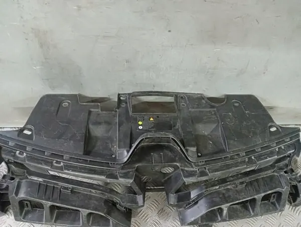 Reforço Suporte Grade Renault Megane III 620367995R image 3