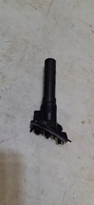 Porsche Macan sproeier rechts links 95B image 2