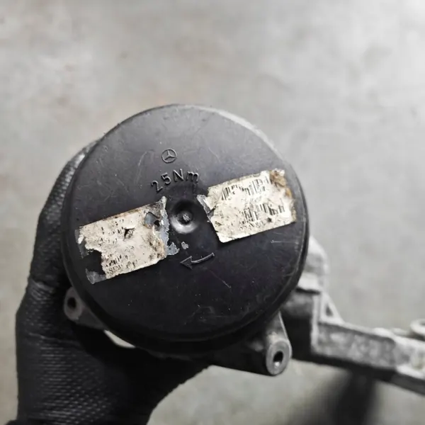 Base de filtre à huile A6421801410 pour Mercedes-Benz 3.0 OM642 image 6