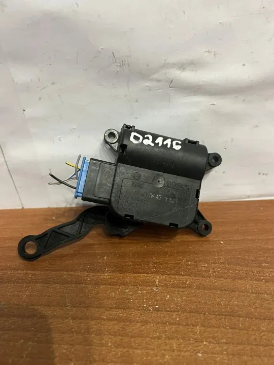 VW Fläktmotor OEM D2116 för Golf VII Bensin image 2