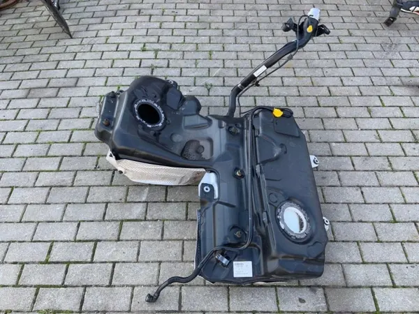 Brandstoftank Audi A6 C7 75L OEM 4G0201021AC image 2
