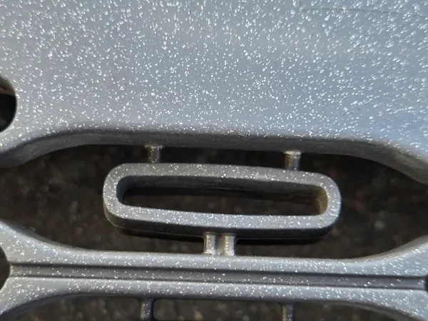 OEM 9672794377 Moldura Cromada Para-choques Dianteiro Peugeot 208 image 7