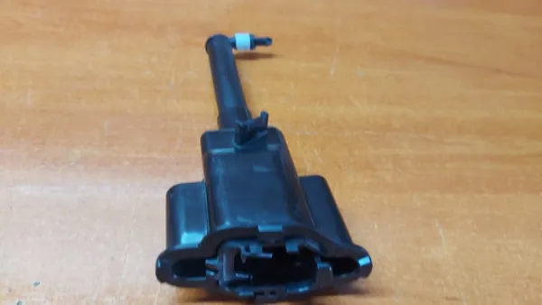 Vänster xenon-strålkastarsprutare OEM 85208-02200 image 9