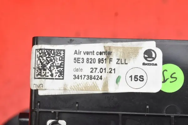 Mitt ventilationsgallret OEM 5E3820951F för Skoda Octavia image 5