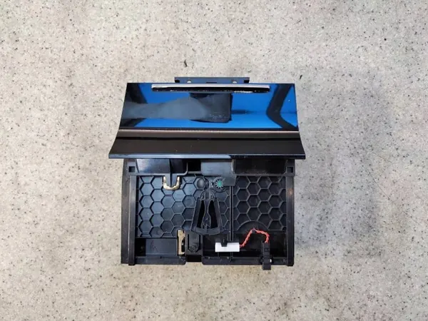 OEM 5NA98061152 Chargeur Sans Fil pour Skoda Superb image 2