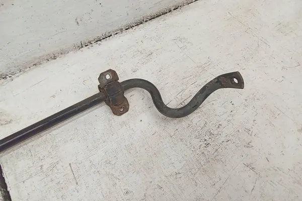 Stabilizzatore posteriore AUDI 4G0511305L image 3