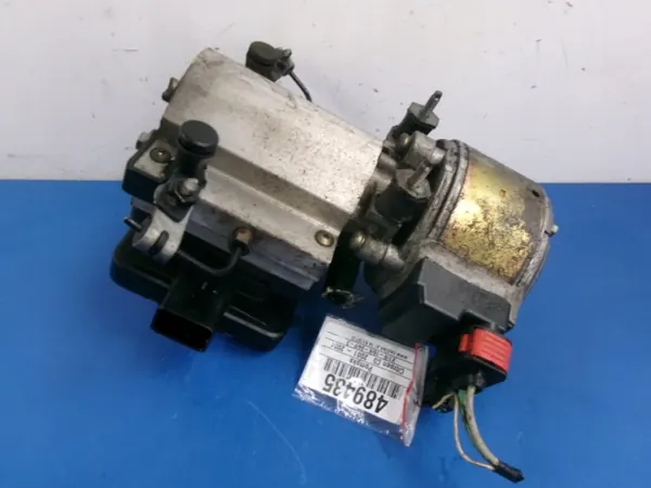 Pompe de suspension hydraulique Citroen C5 I 2.0 16V 9643373380 image 2