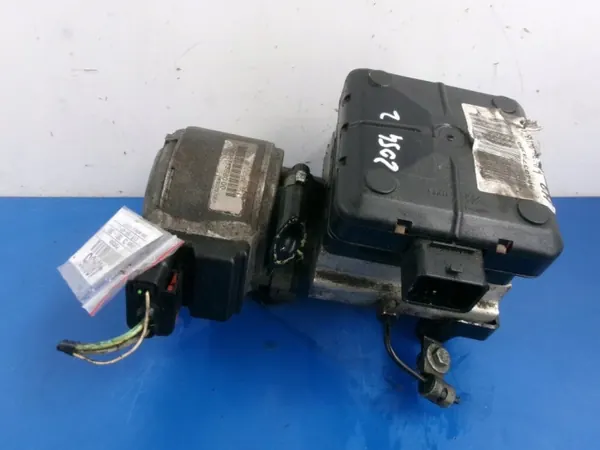 Pompe de suspension hydraulique Citroen C5 I 2.0 16V 9643373380 image 3