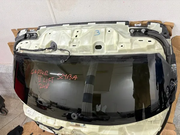 Renault Captur II Lift Achterruit OEM C2 - Gebruikt image 2