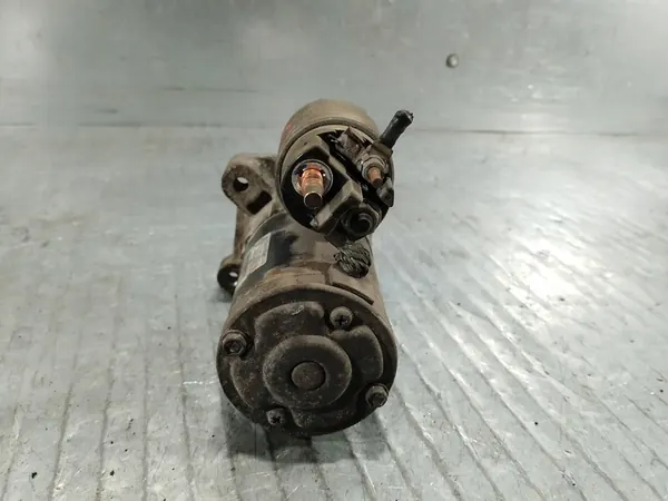 Motor de arranque Dacia Sandero I 1.4 8V OEM 8200815083 image 2