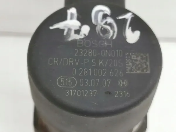 Régulateur pression carburant Toyota OEM 0281002626 image 9