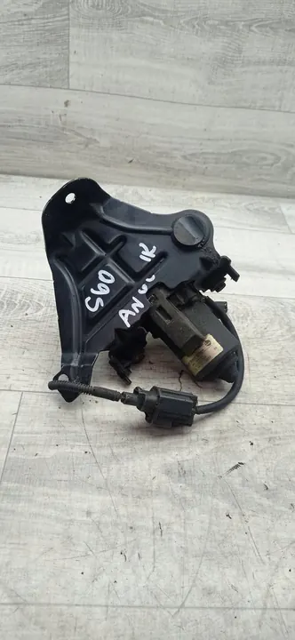 VOLVO S60 1 I 00-10 2.0 T Vacuumpomp 30630398 image 3