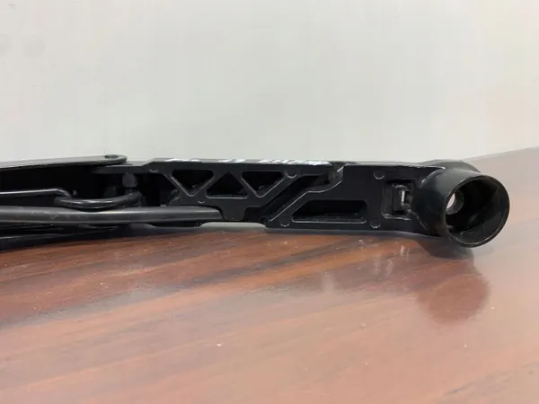Braço do Limpador Subaru Forester OEM 2729 - Usado image 7