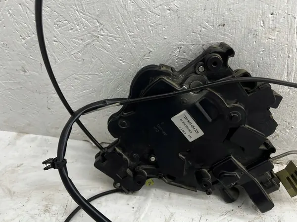 VW T5 Centrallås Höger Skjutdörr 7H0843654BB image 4