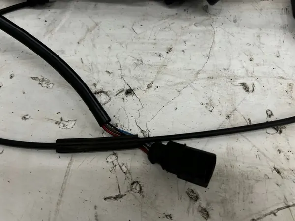 VW T5 Centrallås Höger Skjutdörr 7H0843654BB image 5