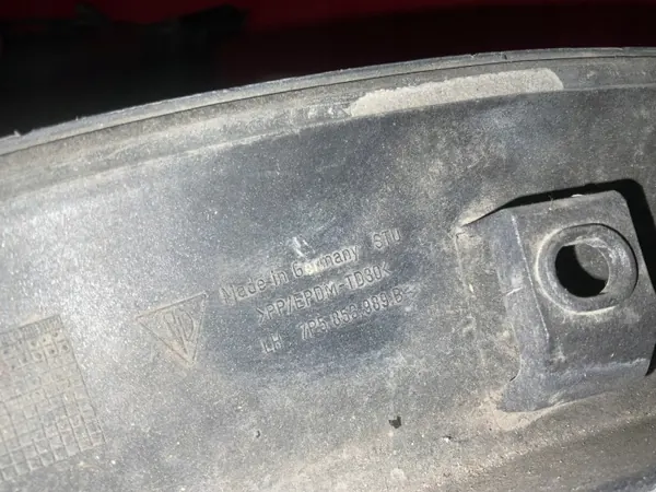 Porsche Cayenne II GTS Vänster bakskärm OEM 7P5853989B image 6